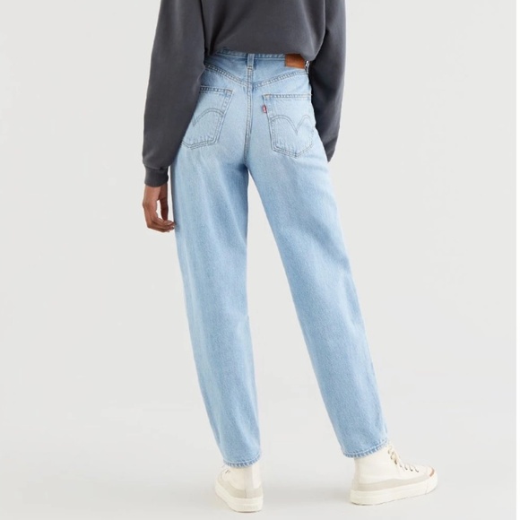 BNWOT⎜Levi's⎜High Loose Taper⎜Way Out Tencel - Picture 3 of 15